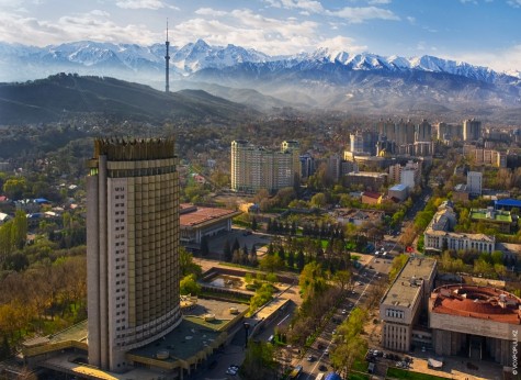 The new metropolis in the steppe and the city between the sky and mountains